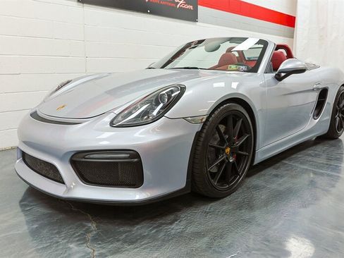 Used 2016 Porsche Boxster Spyder RWD image 6