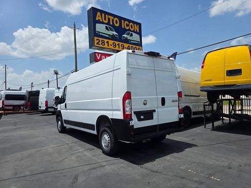 Used 2025 RAM ProMaster 2500 w/ Convenience Group FWD image 26