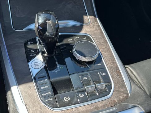 Used 2019 BMW X7 xDrive40i w/ Premium Package image 12