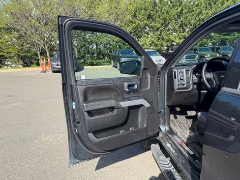 Used 2019 Chevrolet Silverado 1500 LT w/ All Star Edition image 9