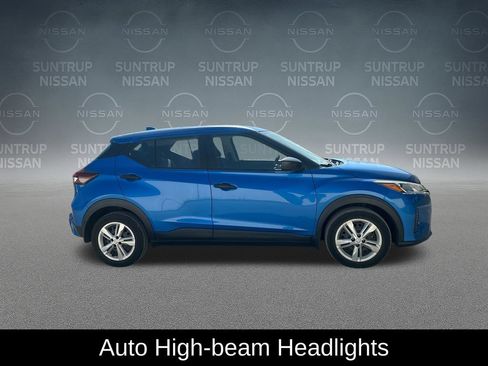 Used 2023 Nissan Kicks S FWD image 7