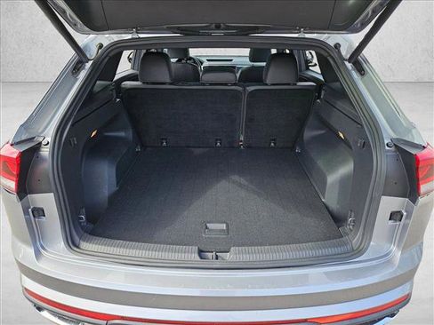 Used 2020 Volkswagen Atlas Cross Sport SEL FWD image 7