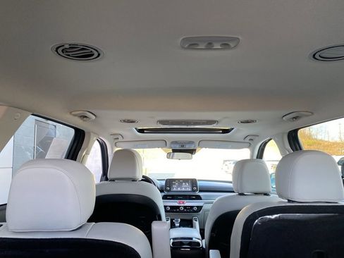 Used 2021 Kia Telluride S image 18