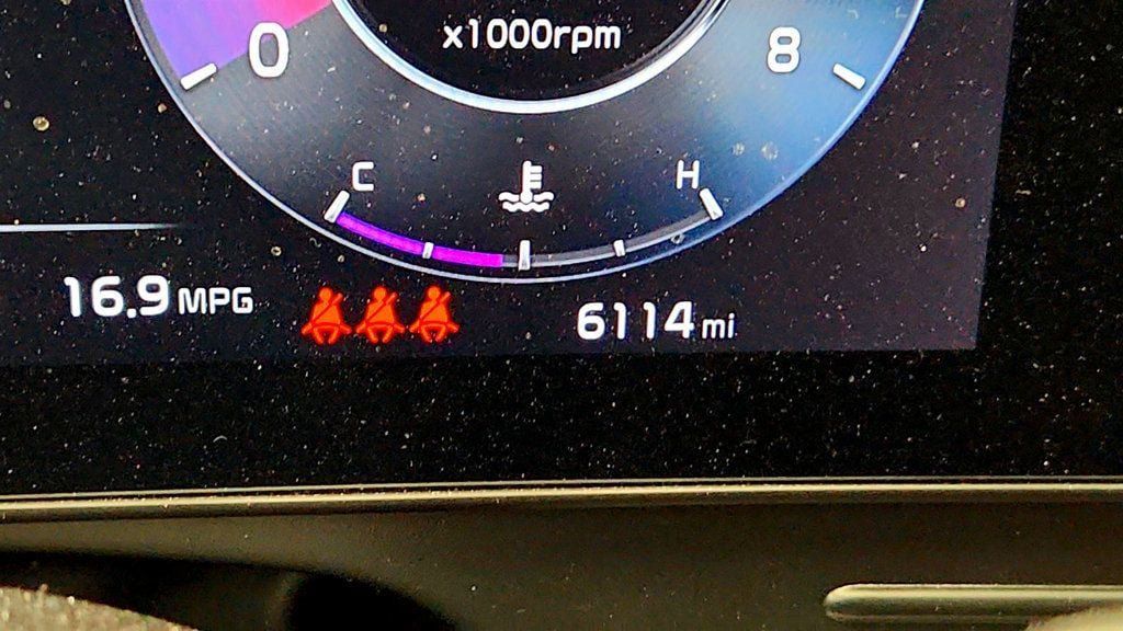 Used 2025 Kia Sportage SX FWD image 16