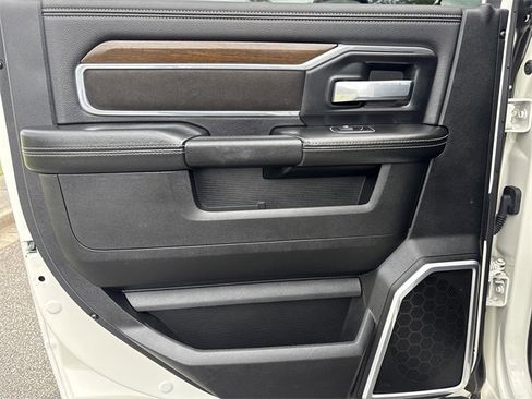 Used 2024 RAM 3500 Laramie image 20