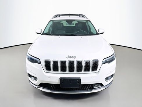 Used 2019 Jeep Cherokee Limited w/ Luxury Group image 2