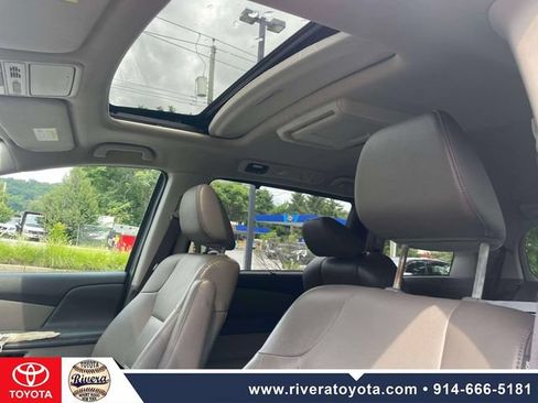 Used 2015 Honda Odyssey EX-L image 22