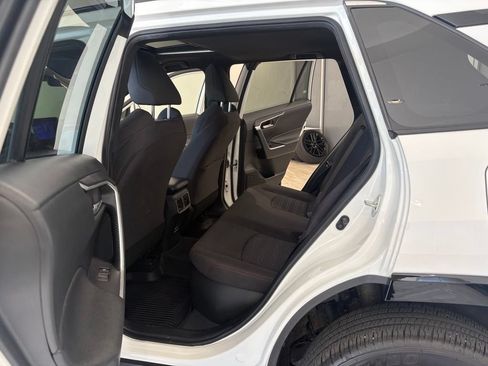 Used 2023 Toyota RAV4 SE w/ Weather & Moonroof Package AWD/4WD image 20