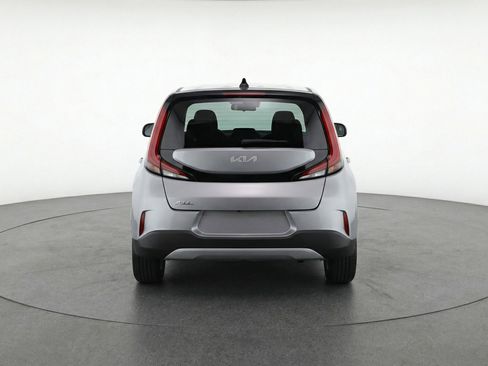 Used 2025 Kia Soul LX w/ LX Technology Package FWD image 7