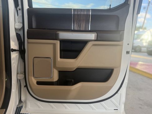 Used 2020 Ford F150 Lariat w/ Equipment Group 501A Mid image 18