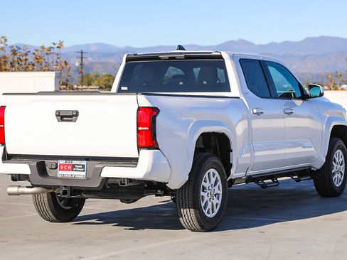 New 2026 Toyota Tacoma SR5 image 5