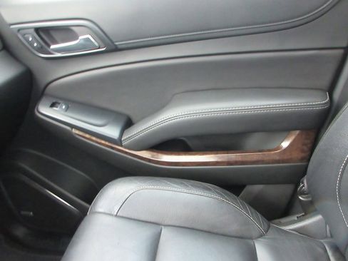 Certified 2017 Chevrolet Tahoe LT w/ LT Signature Package image 38