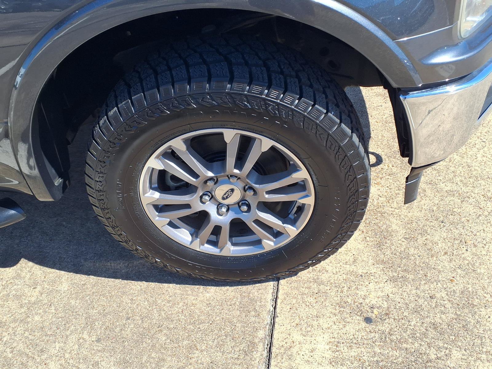 Used 2018 Ford F150 Lariat AWD/4WD image 12