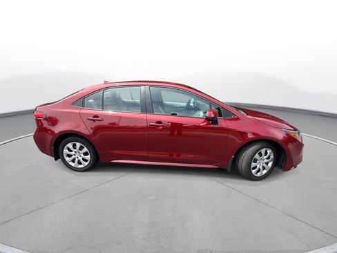 Certified 2026 Toyota Corolla LE FWD image 5