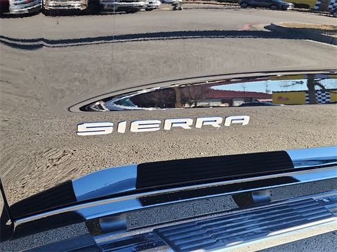 New 2026 GMC Sierra 1500 SLT w/ SLT Premium Plus Package image 13