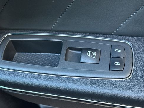 Used 2021 Dodge Charger SRT Hellcat image 21