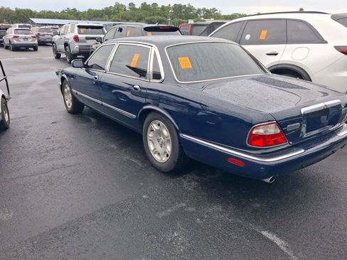 Used 2002 Jaguar XJ8 L RWD image 4