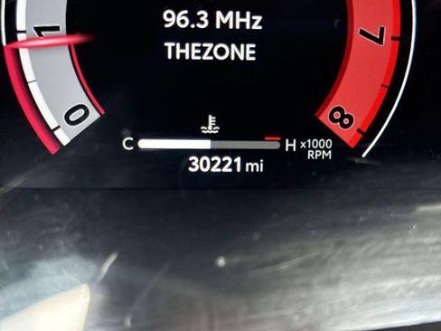 Used 2025 Toyota Highlander XSE AWD/4WD image 15