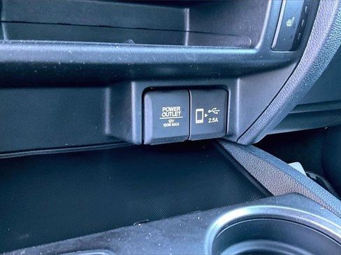 Certified 2022 Honda Pilot Sport image 16