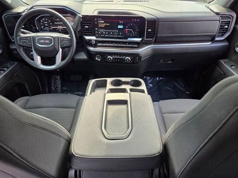 Used 2024 GMC Sierra 1500 Elevation AWD/4WD image 16