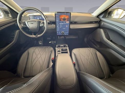 Used 2025 Ford Mustang Mach-E Select w/ Comfort Package Lite image 12