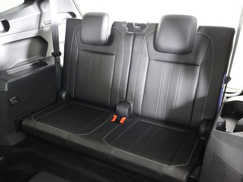 Used 2023 Volkswagen Tiguan SE R-Line FWD image 37