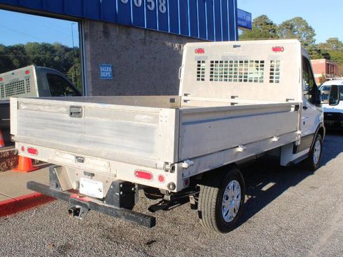 Used 2019 Ford Transit 250 138 image 4