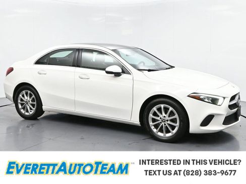 Used 2019 Mercedes-Benz A 220 4MATIC image 1