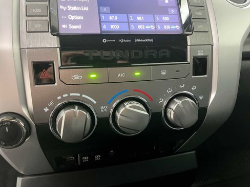 Used 2020 Toyota Tundra SR5 AWD/4WD image 22