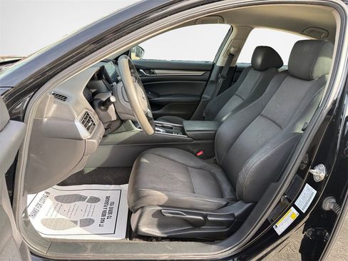 Used 2018 Honda Accord LX image 12