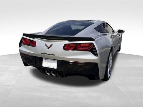 Used 2018 Chevrolet Corvette Stingray Coupe w/ Carbon Flash Badge Package RWD image 5
