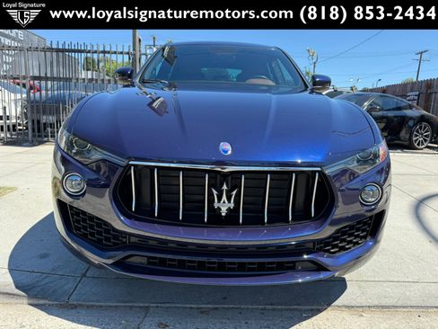Used 2019 Maserati Levante image 2