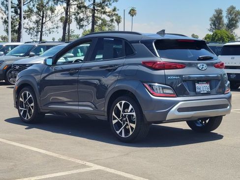 Used 2023 Hyundai Kona Limited FWD image 3