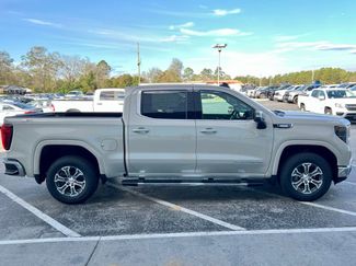 New 2026 GMC Sierra 1500 SLE video 3