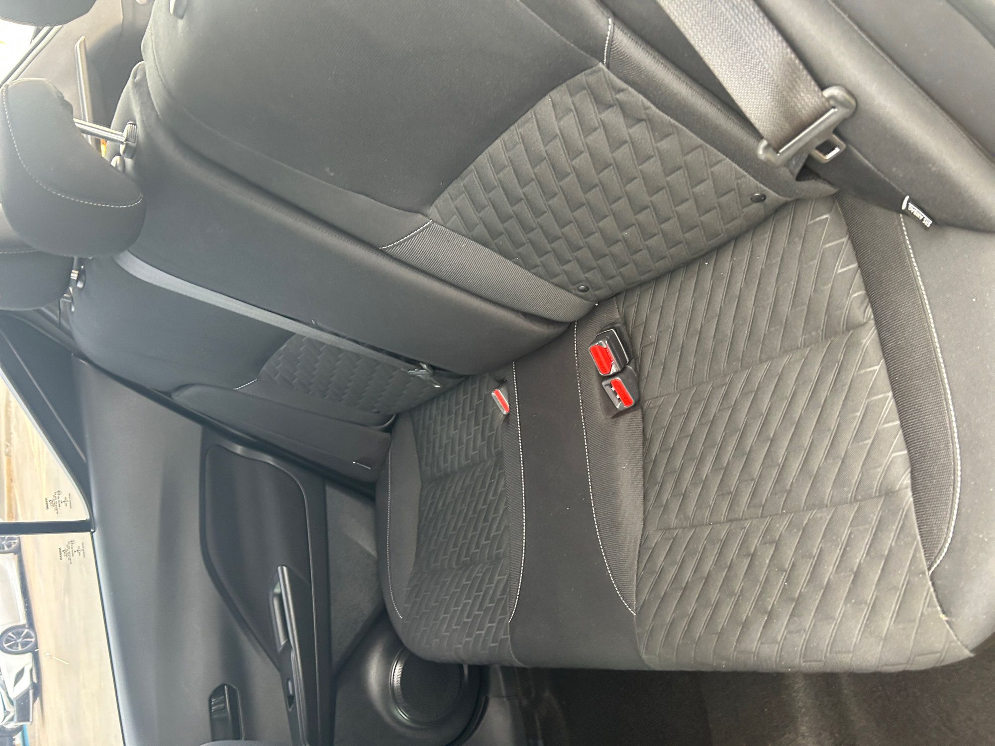Used 2022 Nissan Kicks S FWD image 16