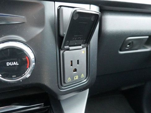 New 2026 Ford F250 Lariat image 23