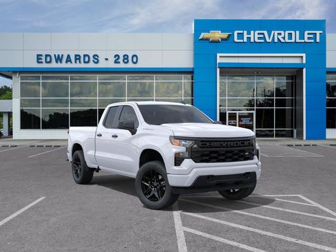 New 2026 Chevrolet Silverado 1500 Custom RWD image 1