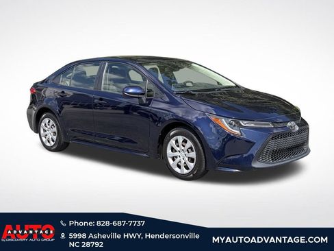Used 2020 Toyota Corolla LE FWD image 1