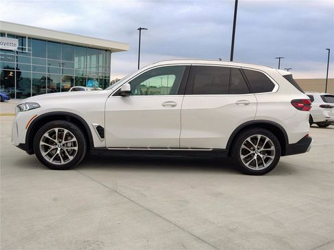 Used 2024 BMW X5 sDrive40i image 3