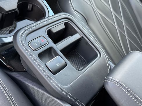 Certified 2025 Ford Mustang Mach-E Select image 29