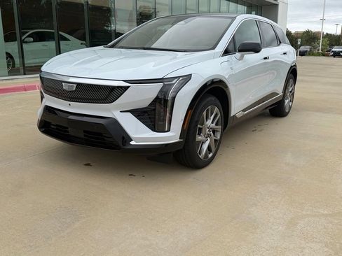 New 2026 Cadillac Optiq Luxury 1 AWD/4WD image 1