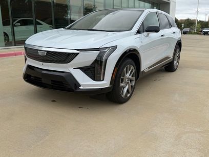 New 2026 Cadillac Optiq Luxury 1