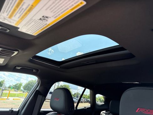 New 2026 Chevrolet Trax RS w/ Sunroof Package FWD image 9