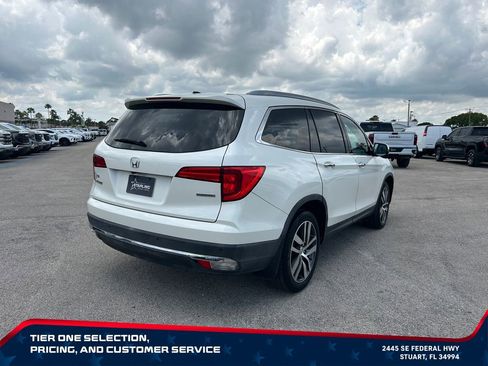 Used 2017 Honda Pilot Touring image 8