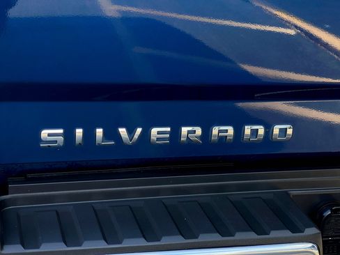 Used 2019 Chevrolet Silverado 2500 LTZ w/ Duramax Plus Package AWD/4WD image 40