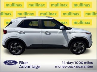 Used 2020 Hyundai Venue SEL w/ Convenience + Premium Package FWD video 2
