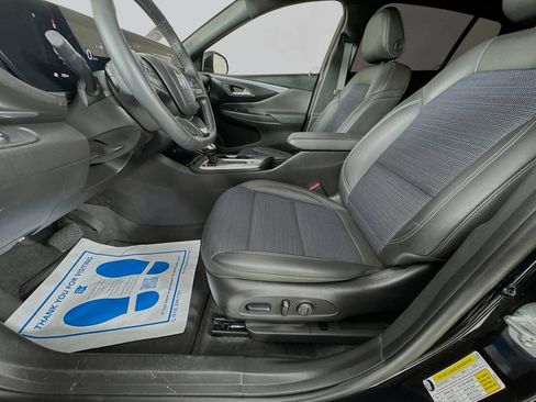 Used 2024 Buick Envista Preferred w/ Convenience I Package FWD image 26
