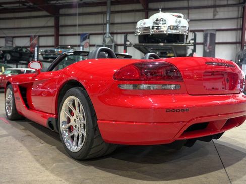 Used 2004 Dodge Viper SRT-10 image 6