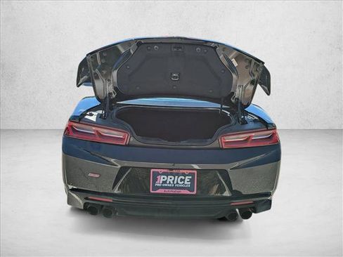 Used 2018 Chevrolet Camaro SS image 6