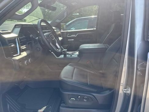 Used 2025 GMC Sierra 1500 Denali w/ Denali Reserve Package AWD/4WD image 12